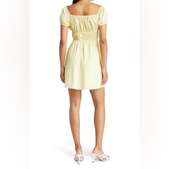 WAYF Sinclair Ditsy Floral Yellow Off The Shoulder Linen Mini Dress Tie Front - Picture 4 of 16